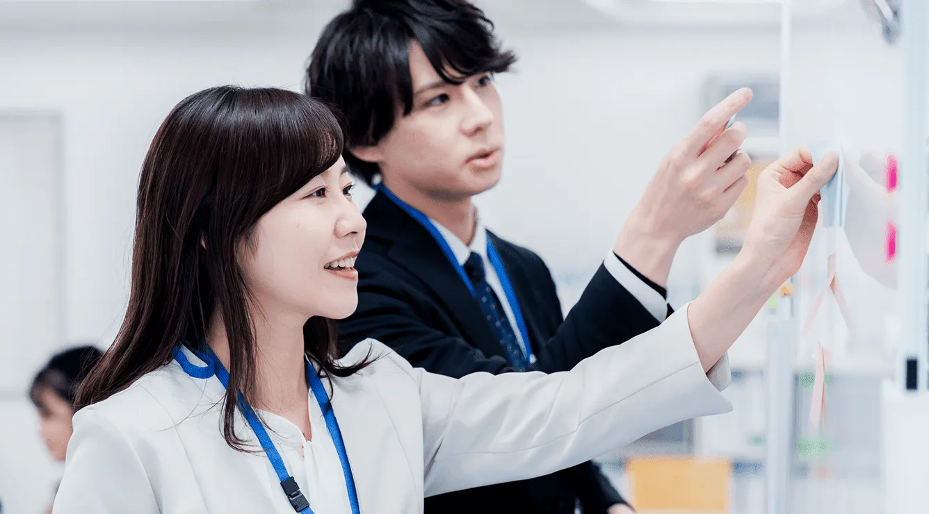 採用情報
