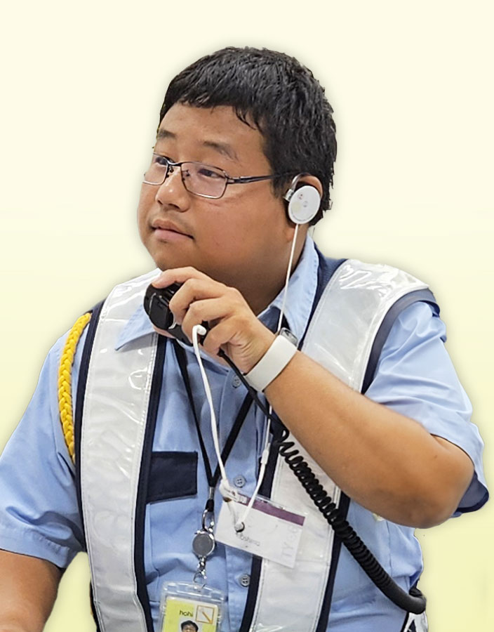 先輩社員